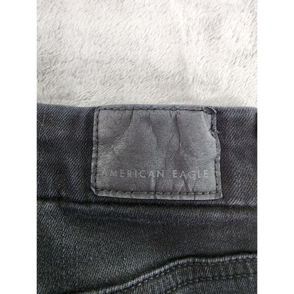 American Eagle Next Level Stretch Curvy Hi-Rise Jegging Size 8 Black Distressed - Picture 6 of 16